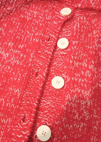 Kız Çocuk Kırmızı Düğmeli Triko Hırka - Görsel 2