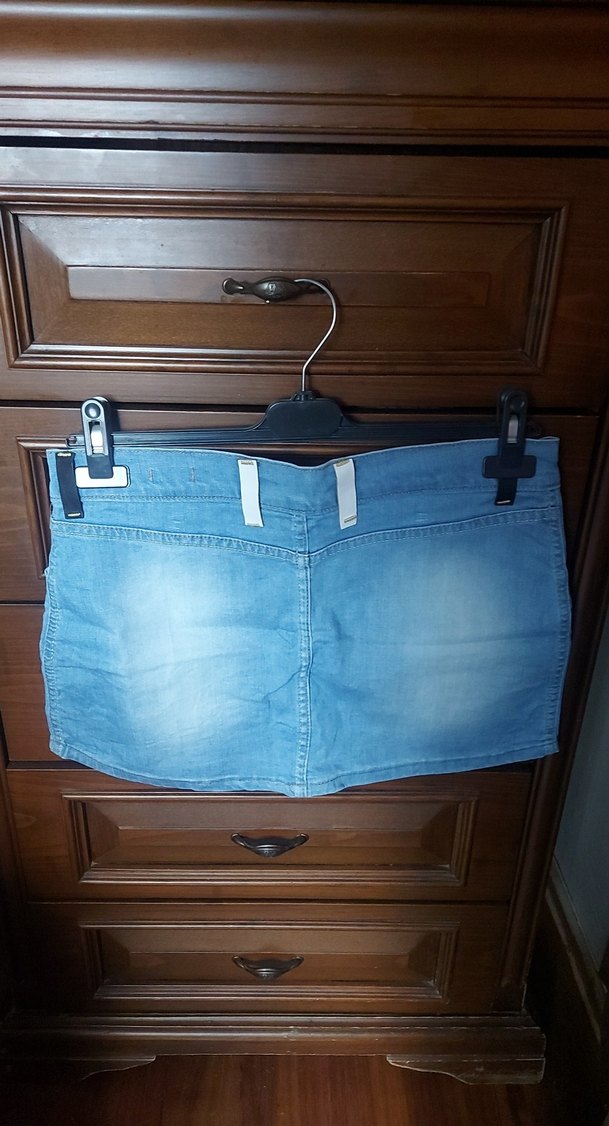 Mavi Bel Detaylı Çok Kısa Kot Etek - Görsel 2