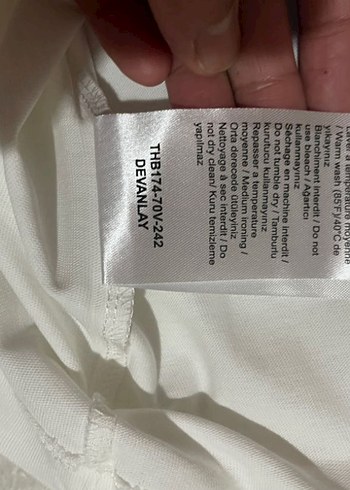 Lacoste kadın  Beyaz Baskılı Tişört - Görsel 4