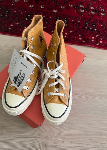 Converse ürünü