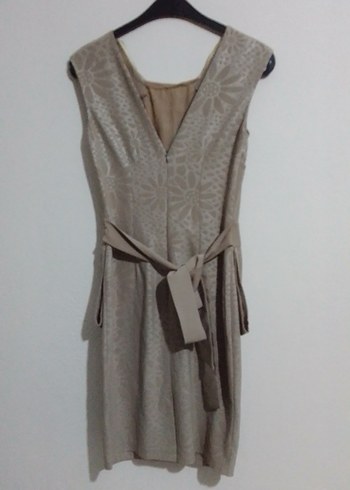 Bej Kemerli Midi Elbise ofis ve davetlere uygun - Görsel 7