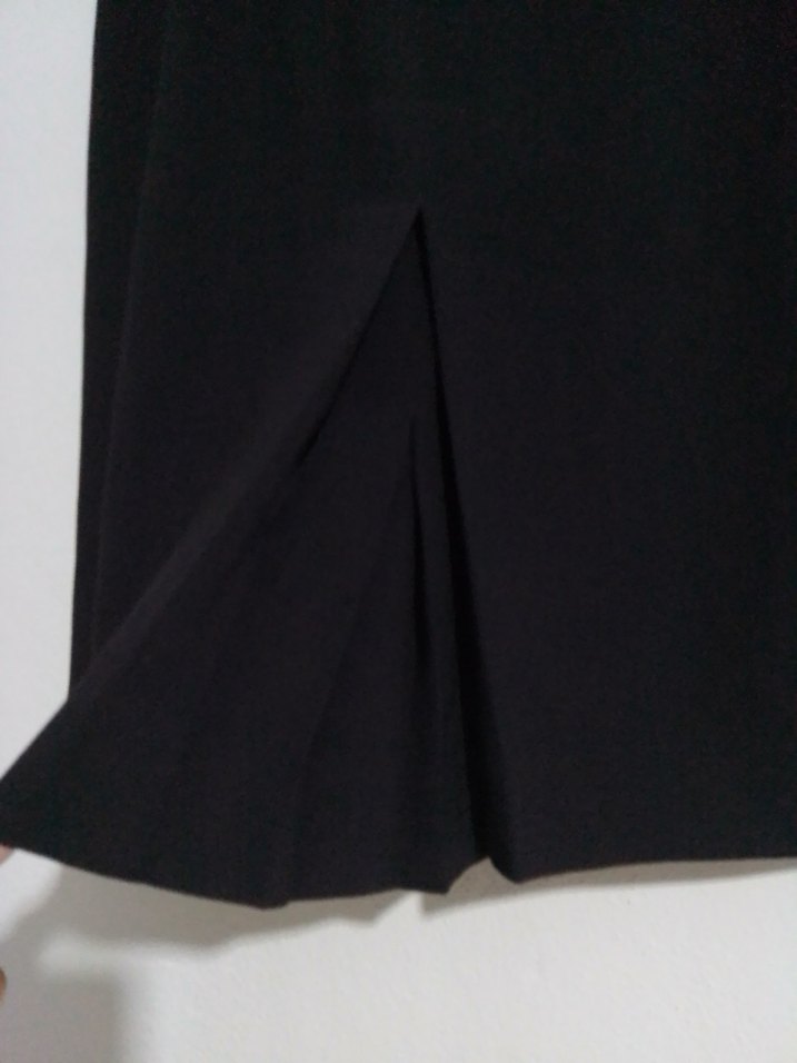 Siyah Pileli kumaş kısa etek - Görsel 2