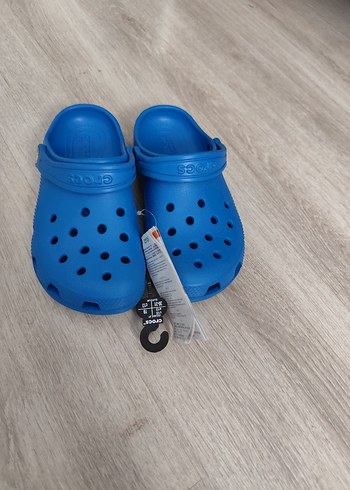 crocs terlik c13(30-31)