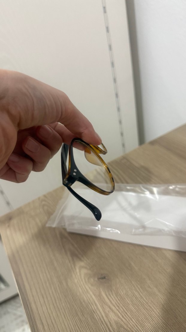 Kadın Kahverengi Transparan Minimalist Gözlük - Görsel 4