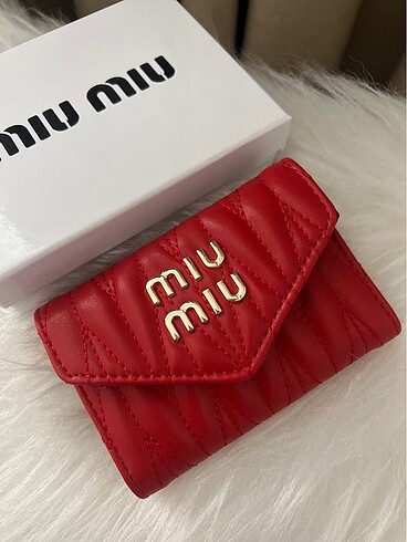  Beden Miu miu cüzdan