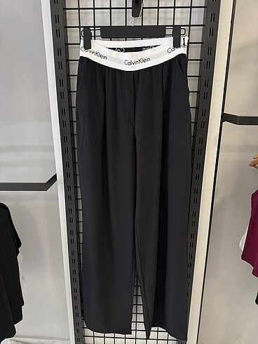Calvin Klein Pantolon
