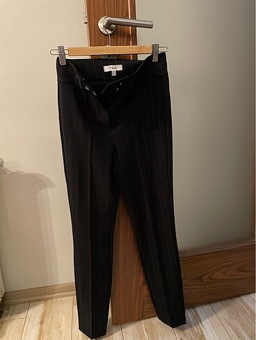 34 Beden Twist Pantolon