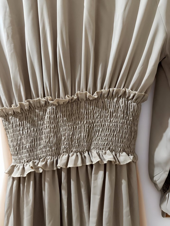 Bej Uzun Kollu Piliseli Uzun Elbise - Görsel 2