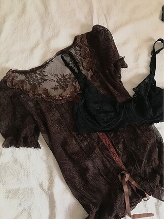 American Vintage Goth Lingerie Set????