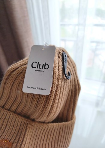 Bej Parlak Örgü Kadın Bere - Görsel 4