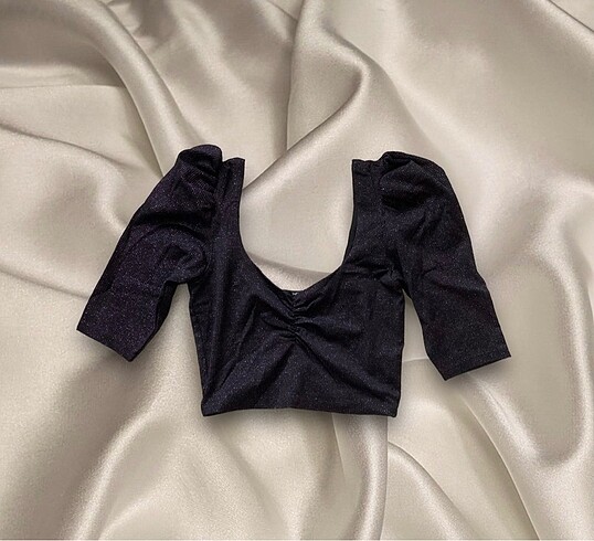 Bershka mor simli party crop üst