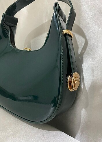 Beden yeşil Renk Chery model çanta
