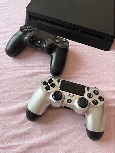 Diğer Ps4 silim 1tb +2kol ve yanında şarj aleti