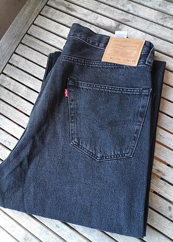 Levis Koyu Mavi Denim Jean Orijinal Bedenleri Var