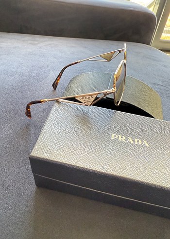 Prada Kadın Güneş Gözlüğü - Görsel 4