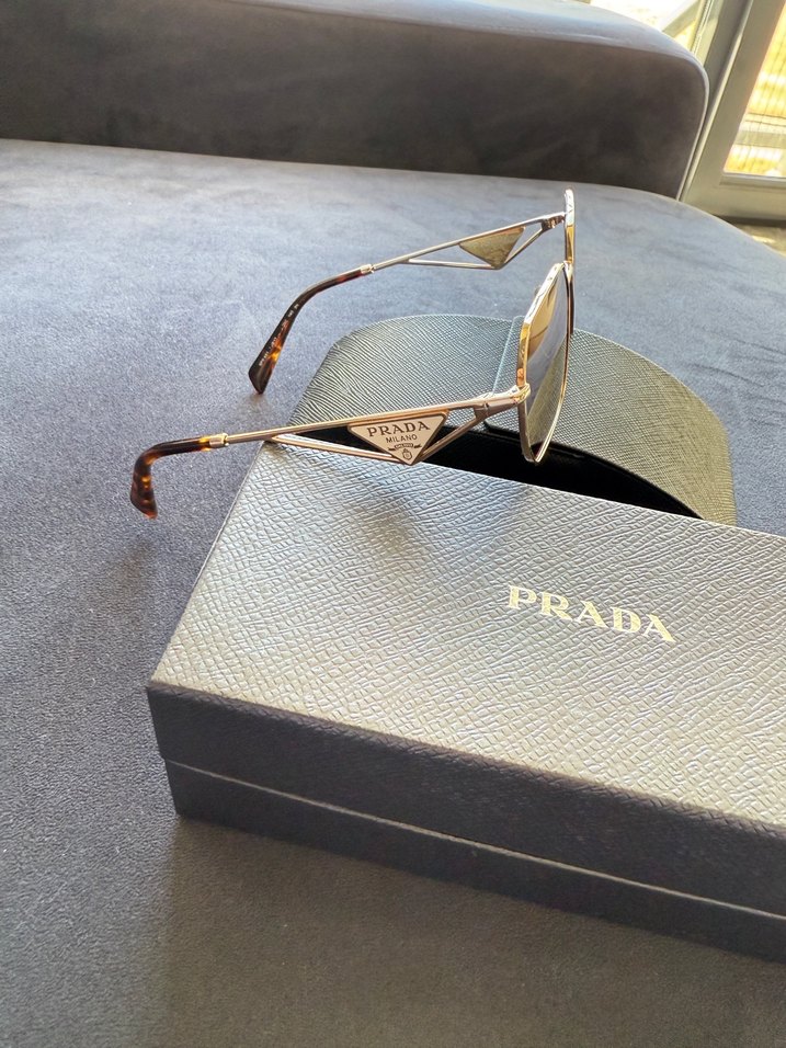 Prada Kadın Güneş Gözlüğü - Görsel 4
