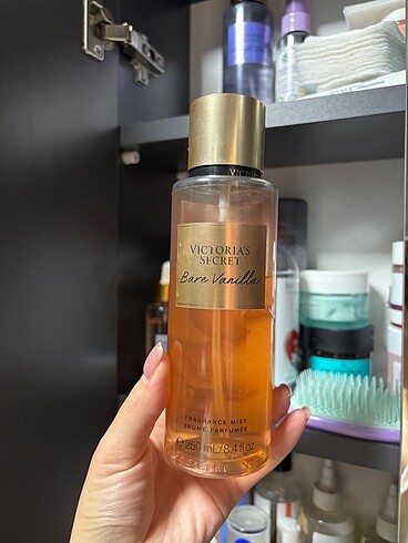 Victoria secret bare vanilla