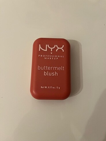 Nyx buttermelt blush allık