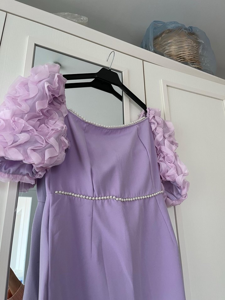 Mor V Yaka Nakışlı Midi Elbise - Görsel 2