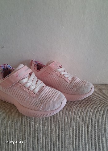 27 Beden Skechers marka Kız Çocuk Spor Ayakkabı