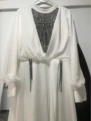 44 Beden beyaz Renk Tulum abiye elbise