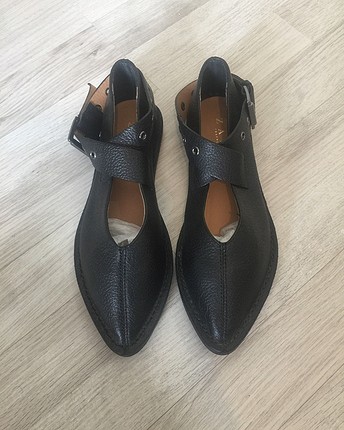 36 Beden siyah Renk Zara babet
