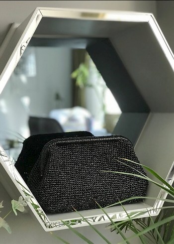 Vakko Nakış Detaylı Siyah Kadın Portföy Çanta
