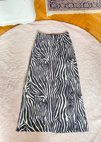 Trendyol & Milla Kadın Zebra Desenli Uzun Midi Etek