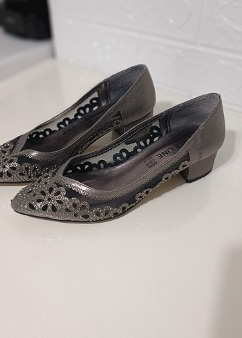 Gri Yılan Desenli Payetli Stiletto Kadın Ayakkabı - Görsel 2