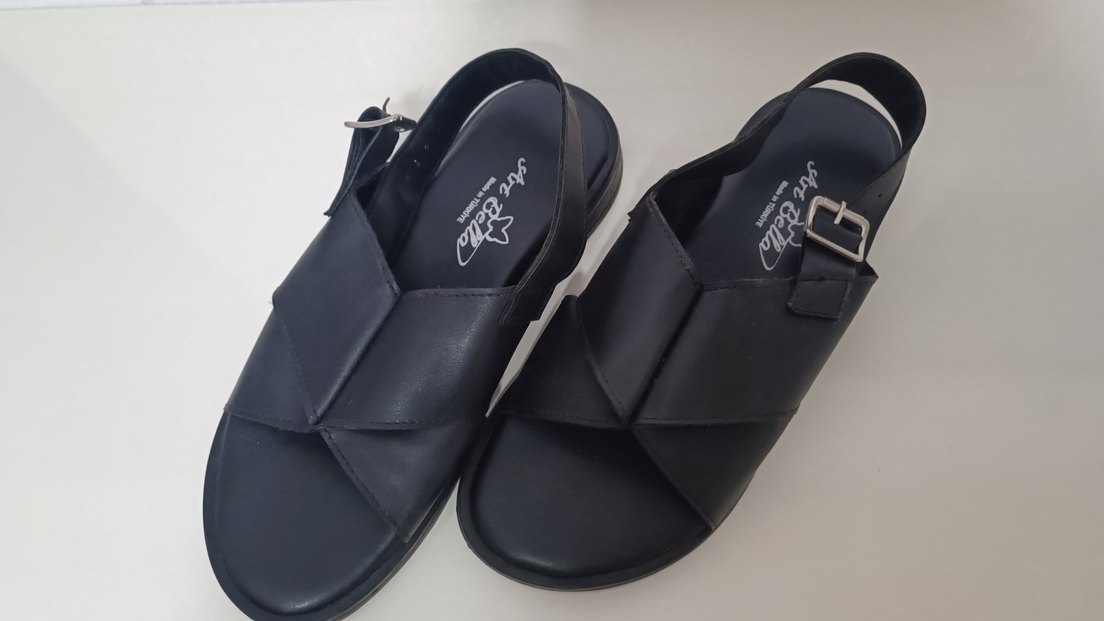 Siyah Kadın Dolgu Topuklu Sandalet - Görsel 3