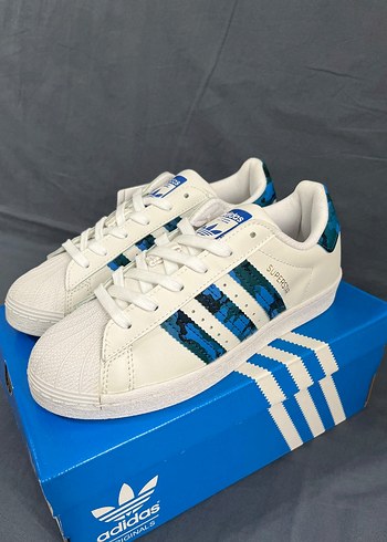 Adidas Beyaz Renkli Kadın Spor Ayakkabı - Görsel 2