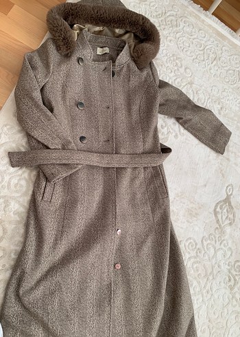 Kürk Detaylı Kahverengi Midi Kadın Yün Kaban - Görsel 2