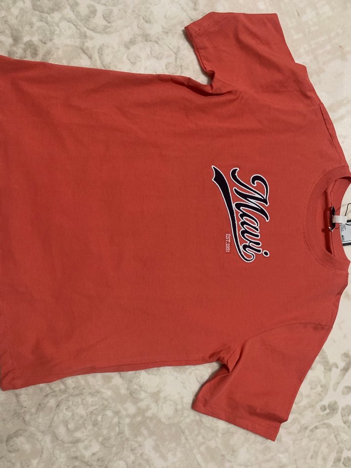 Kırmızı kadın Street Wear Rozet - Görsel 3