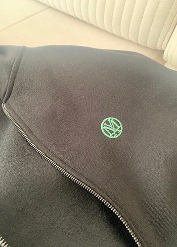 Mühür Logo Nakışlı Siyah Fermuarlı Sweatshirt - Görsel 4