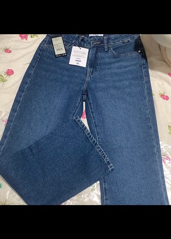 Mavi Düğmeli Kadın Midi Boy Kot Pantolon - Görsel 2