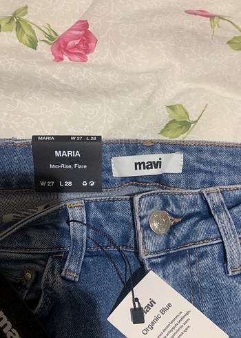 Mavi Düğmeli Midi Boy Rahat Kesim Kadın Kot Pantolon - Görsel 4