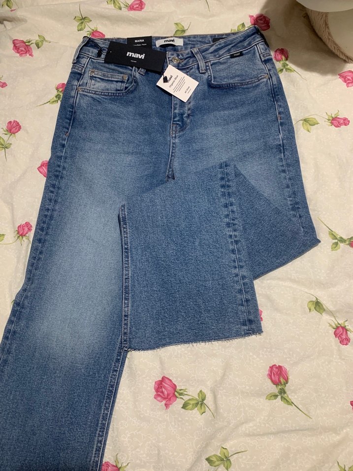 Mavi Düğmeli Midi Boy Rahat Kesim Kadın Kot Pantolon - Görsel 2