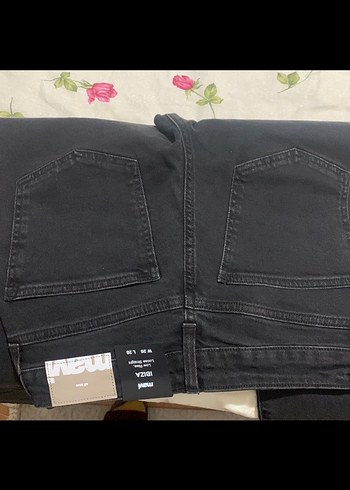 Kadın Siyah Midi Boy Regular Fit Kot Pantolon - Görsel 4