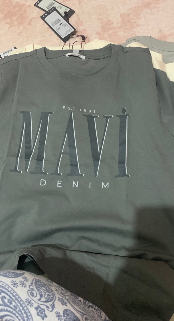 Gri Mavi Baskılı Denim Tişört - Görsel 2