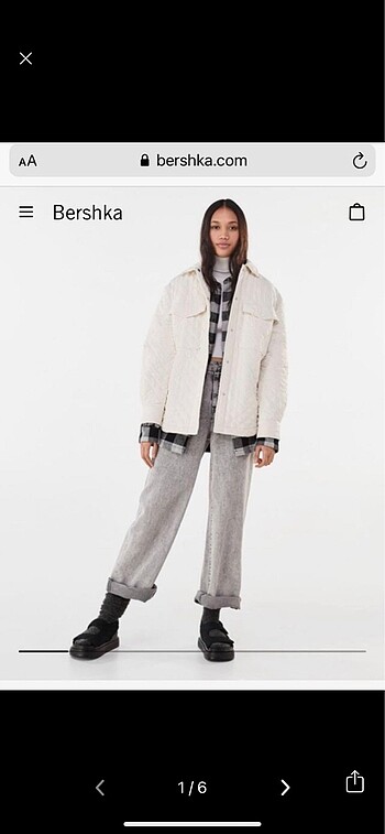 Bershka kapitone mont