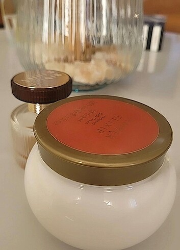 Oriflame el vücut kremi efsane amber 