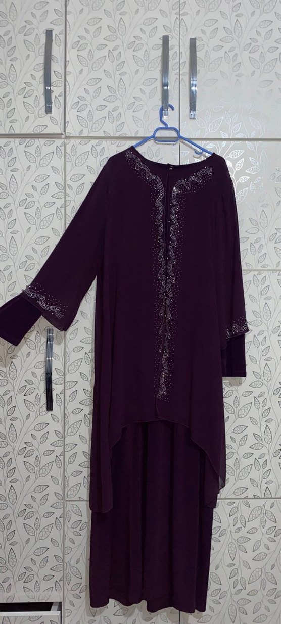 Mor Uzun Kollu Nakışlı Uzun Elbise - Görsel 2