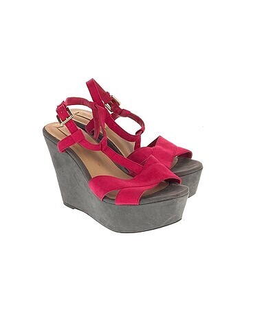 Zara Zara Dolgu Topuk %70 İndirimli.