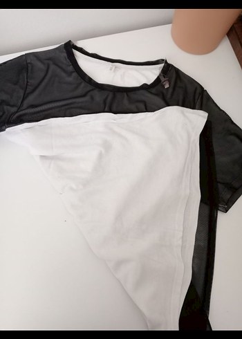 Siyah Baskılı Kadın Tişört - Görsel 3