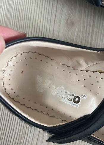 Kız Çocuk Siyah Tokalı Babet - Görsel 4