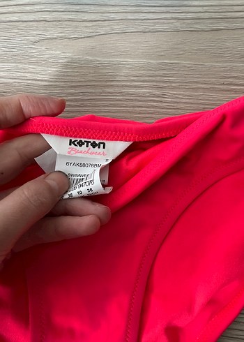 Mavi ve Pembe Kadın Bikini Altları - Görsel 3