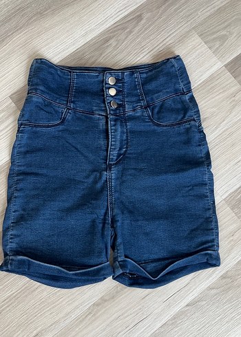 Düğmeli Kısa Kadın Mavi Denim Şort - Görsel 3