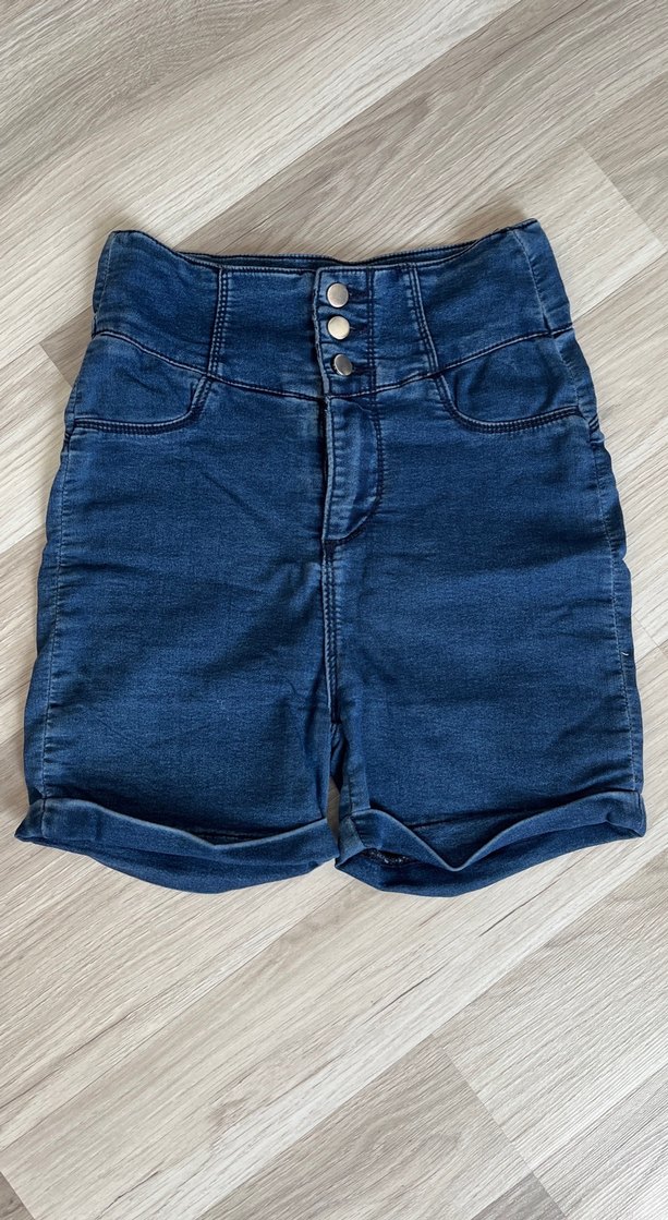 Düğmeli Kısa Kadın Mavi Denim Şort - Görsel 2