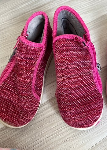 Kız Çocukları İçin Renkli Sıcak Ev Terlikleri - Görsel 5