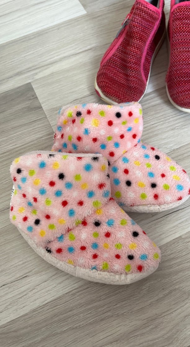 Kız Çocukları İçin Renkli Sıcak Ev Terlikleri - Görsel 4